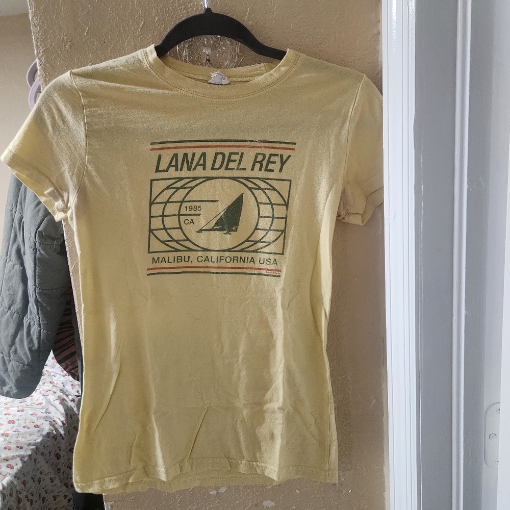 T shirt